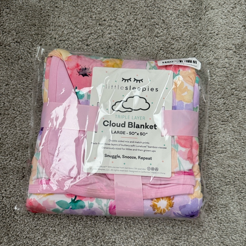 Little Sleepies Watercolor Meadow Cloud Blanket